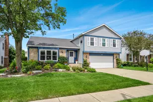 154 Newtown Dr, Buffalo Grove, IL 60089 - Photo 1