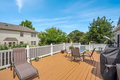 154 Newtown Drive, Buffalo Grove, IL 60089 - Photo 38
