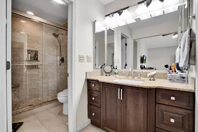 154 Newtown Drive, Buffalo Grove, IL 60089 - Photo 22