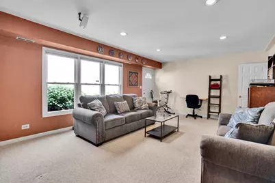 154 Newtown Drive, Buffalo Grove, IL 60089 - Photo 32