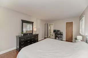 228 Brookside Ln, Willowbrook, IL 60527 - Photo 18