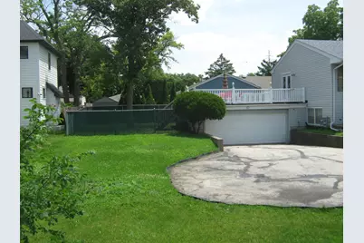 1007 Prairie Lawn Road, Glenview, IL 60025 - Photo 2