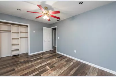 10312 W Chicago Avenue, Beach Park, IL 60099 - Photo 14