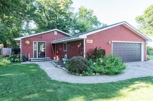 10312 W Chicago Ave, Beach Park, IL 60099 - Photo 1