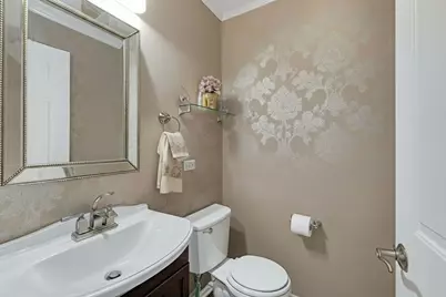 1011 N South Elgin Boulevard, South Elgin, IL 60177 - Photo 10