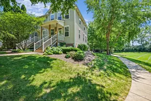 512 Littleton Trail, Elgin, IL 60120 - Photo 2