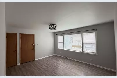 5645 N Central Avenue #1E, Chicago, IL 60630 - Photo 2