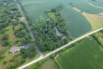 916 W Town Line Road, Leaf River, IL 61047 - Photo 2