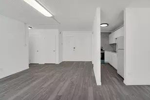 6160 N Damen Ave, Chicago, IL 60659 - Photo 12