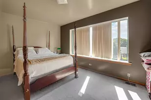 8008 S Ridgeland Ave, Chicago, IL 60617 - Photo 6