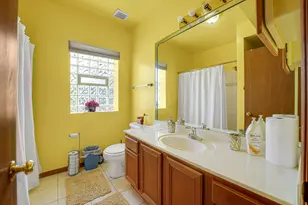 8008 S Ridgeland Ave, Chicago, IL 60617 - Photo 18