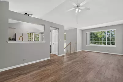 320 Fieldstone Court #320, Bolingbrook, IL 60440 - Photo 10