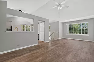 320 Fieldstone Ct, Bolingbrook, IL 60440 - Photo 10