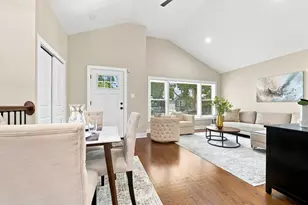10933 S Eggleston Ave, Chicago, IL 60628 - Photo 6