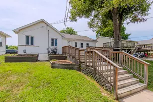 236 W Johnson St, Utica, IL 61373 - Photo 26