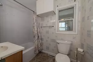 236 W Johnson St, Utica, IL 61373 - Photo 22