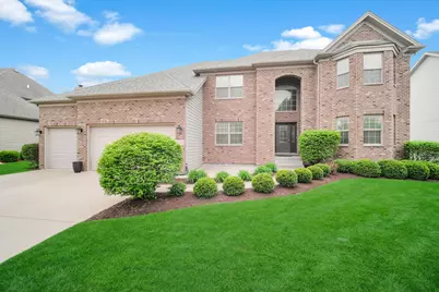 4231 Honey Locust Drive, Naperville, IL 60564 - Photo 2