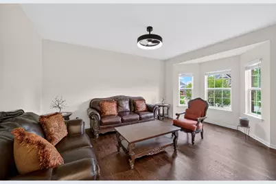 4231 Honey Locust Drive, Naperville, IL 60564 - Photo 12