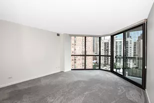 33 W Delaware Pl, Chicago, IL 60610 - Photo 34