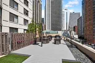 33 W Delaware Pl, Chicago, IL 60610 - Photo 42