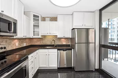 33 W Delaware Place #13A, Chicago, IL 60610 - Photo 24