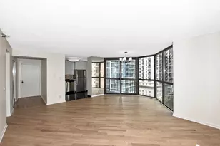 33 W Delaware Pl, Chicago, IL 60610 - Photo 14