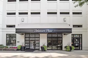 33 W Delaware Pl, Chicago, IL 60610 - Photo 4