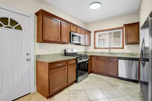 4333 W Lexington St, Chicago, IL 60624 - Photo 10