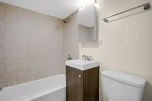 4333 W Lexington St, Chicago, IL 60624 - Photo 14