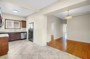 4333 W Lexington St, Chicago, IL 60624 - Photo 8