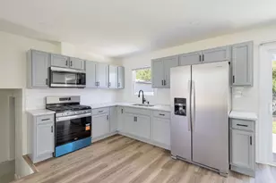 1859 Reichert Ave, Sauk Village, IL 60411 - Photo 4