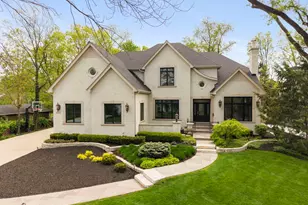1046 Sylvan Cir, Naperville, IL 60540 - Photo 2