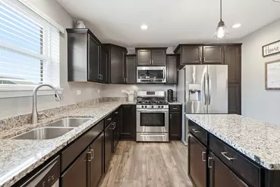 2032 Rownham Hill Road, New Lenox, IL 60451 - Photo 8