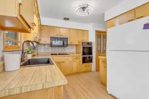5425 Drury Ln, Oak Lawn, IL 60453 - Photo 12