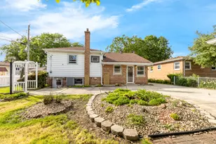 5425 Drury Ln, Oak Lawn, IL 60453 - Photo 8