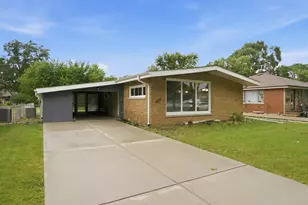 240 Barron St, Bensenville, IL 60106 - Photo 1