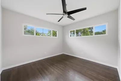 240 Barron Street, Bensenville, IL 60106 - Photo 16