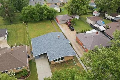 240 Barron Street, Bensenville, IL 60106 - Photo 22