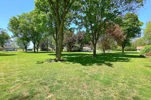 5 N Acres Dr, Streator, IL 61364 - Photo 4