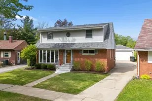18646 Golfview Ave, Homewood, IL 60430 - Photo 2