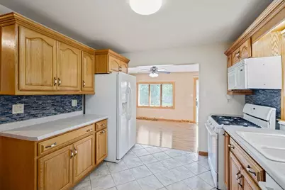 [Address not provided], Oak Forest, IL 60452 - Photo 6