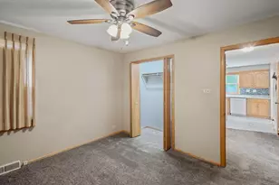 [Address not provided], Oak Forest, IL 60452 - Photo 16