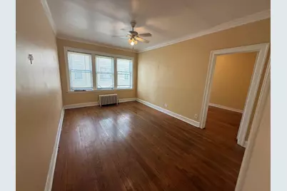 2146 S Gunderson Avenue #214, Berwyn, IL 60402 - Photo 2