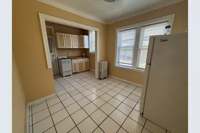 2146 S Gunderson Avenue #214, Berwyn, IL 60402 - Photo 8
