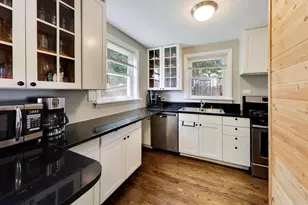 1425 Willow Ave, Des Plaines, IL 60016 - Photo 8