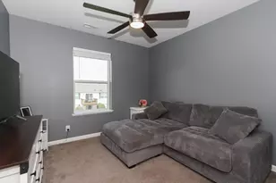 1074 Turin Dr, Hampshire, IL 60140 - Photo 18