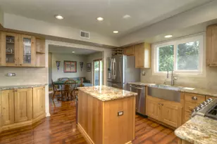 31 S Windsor Pl, Mundelein, IL 60060 - Photo 8