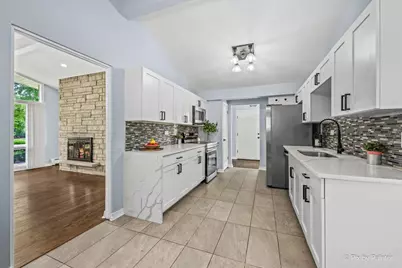 11013 Terrace Lane, Hillside, IL 60162 - Photo 10
