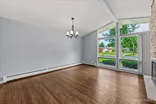 11013 Terrace Ln, Hillside, IL 60162 - Photo 2
