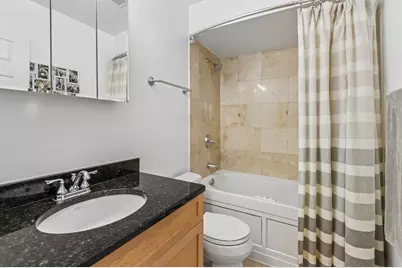 6400 N Sacramento Avenue #208, Chicago, IL 60645 - Photo 10
